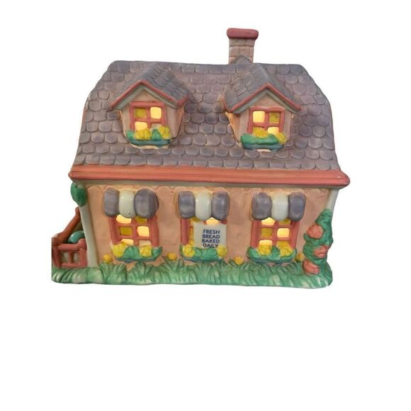 Cottontail Lane lighted  Cottage  cafe with box - Picture 4 of 6